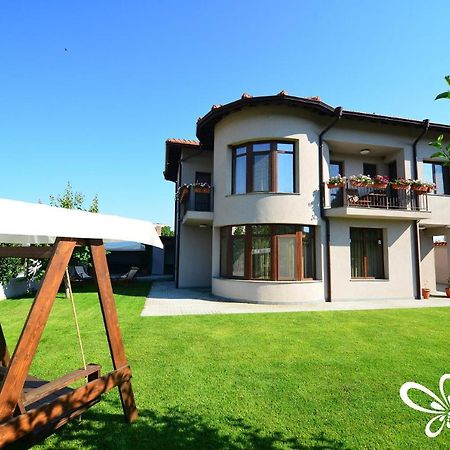 Katerina Guest House Kocherinovo Экстерьер фото
