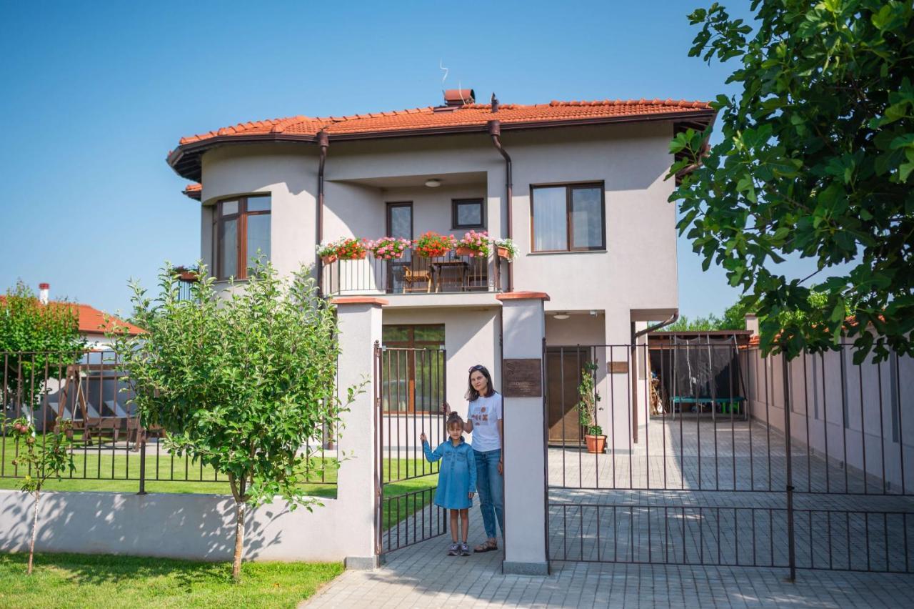 Katerina Guest House Kocherinovo Экстерьер фото