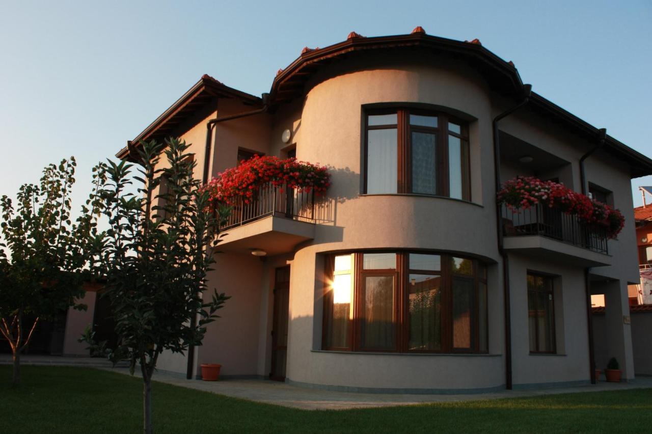 Katerina Guest House Kocherinovo Экстерьер фото
